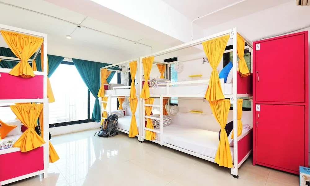 How Spacious Rooms Support Families Sharing Longer Urban Stays Together